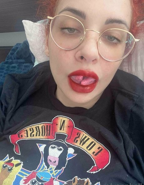vanphell naked pornstar image