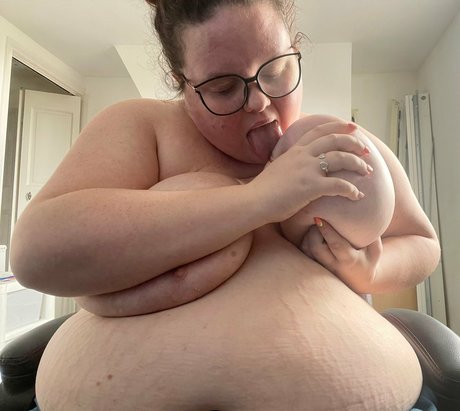 chunkybabee pornstar pretty image