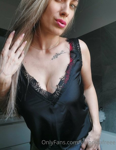 veronicafreee sexy pornstar pictures