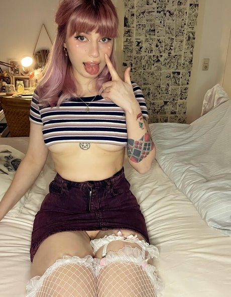 SerenityLynx pornstar sexy pics
