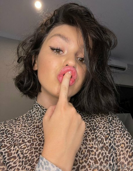 kerrisky nice pornstar pic