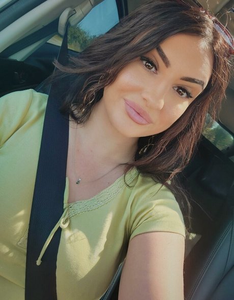 lanadoll666 porn model archive