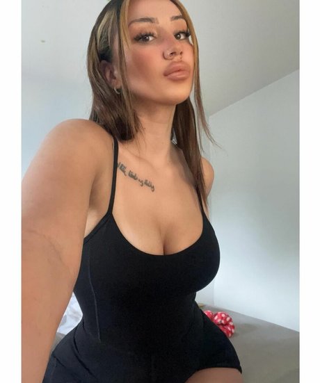 Xosnoh nice pornstar gallery
