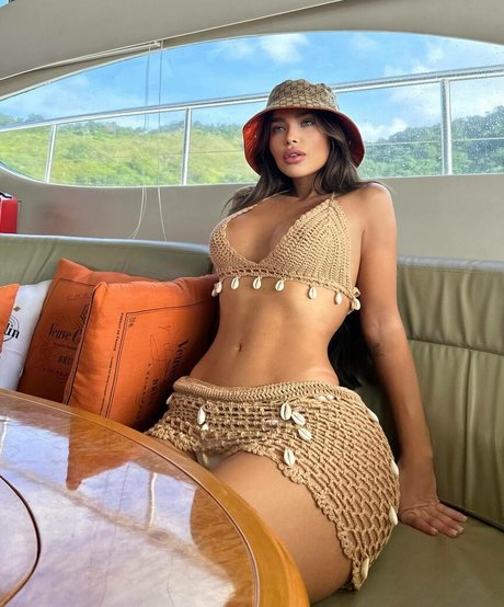 Bianca Anchieta pornstar hd img