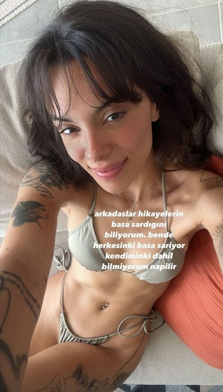 Pelinay Igit porn star archive