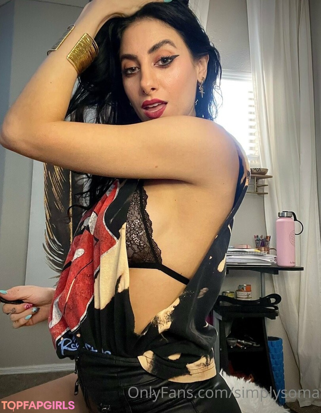 Simplysoma star nude pic