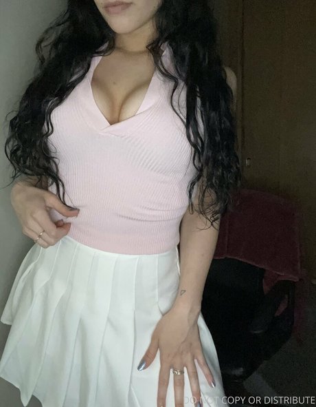 ideal onlyfans beautiful archive
