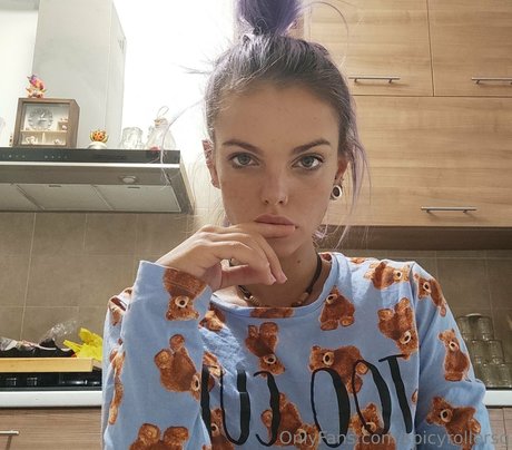 spicyrollersg pretty actress archive