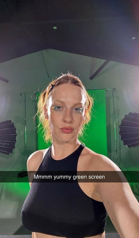 Tati Bruening sexy actress archive