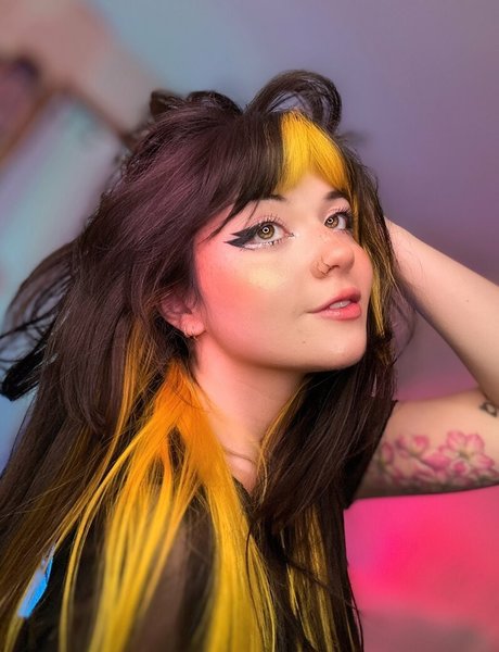 Bootyhaver star top pictures