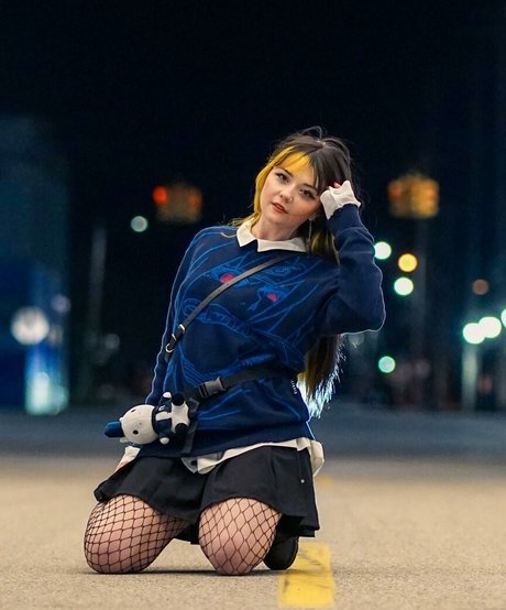 Bootyhaver model hot images