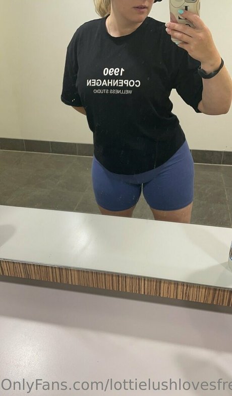 lottielushlovesfree adult actress pic