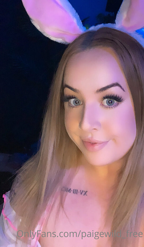 paigewild free adult model pics