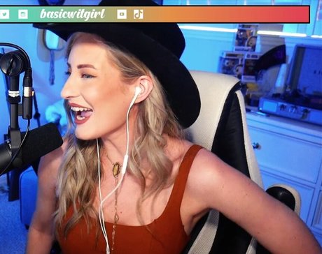 BasicWitGirl nude star pictures