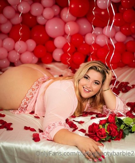 thebigbootybarbie2 porn actress image
