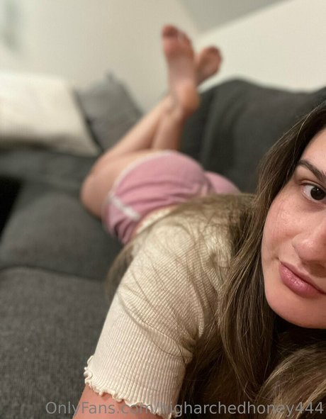 higharchedhoney444 profile image