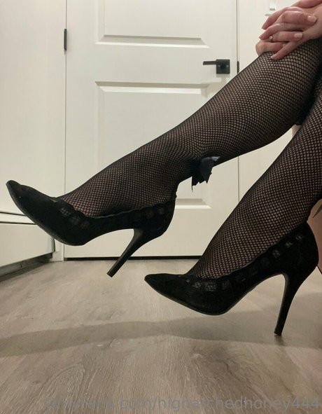 higharchedhoney444 porn actress picture