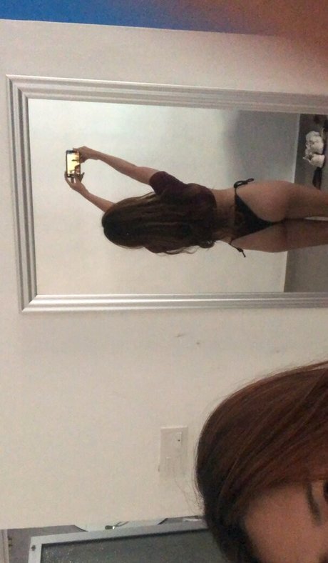 Clareee Asmr exclusive model images