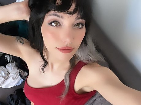 moonstreuxx perfect pornstar photos