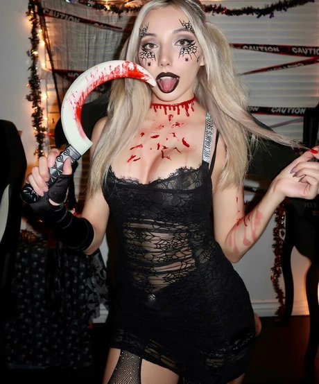 moonstreuxx pretty model pic