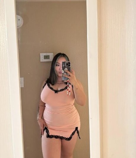 Valentine Thao erotic star archive