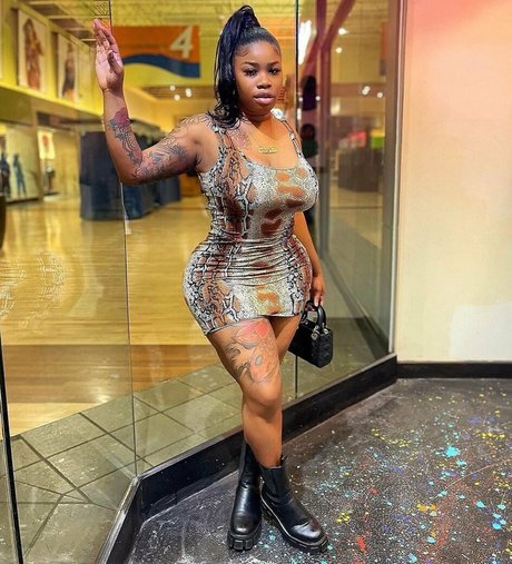 phattgirlcoco model nudes images