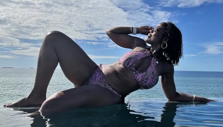 Raven Swallowz pornstar xxx photo