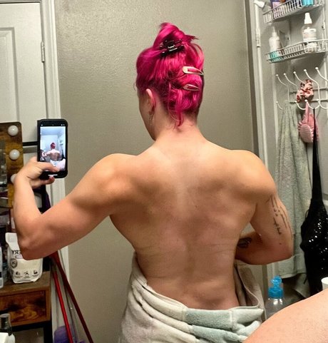 Claire Max beautiful model img