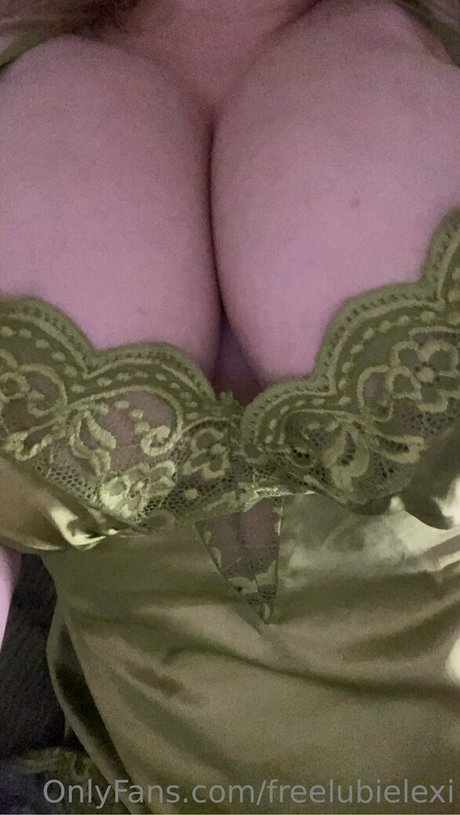 freelubielexi top model pics