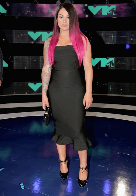 Snow Tha Product erotic actress picture