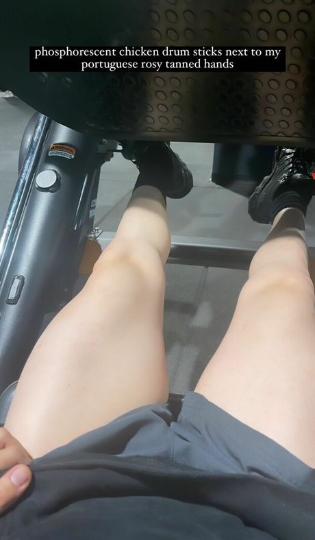 Arielle Maxine xxx model img