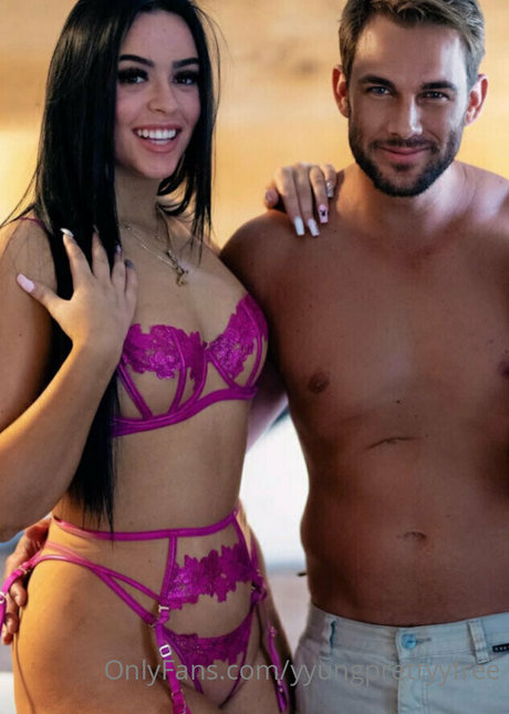 Katana Grey pornstar sex image