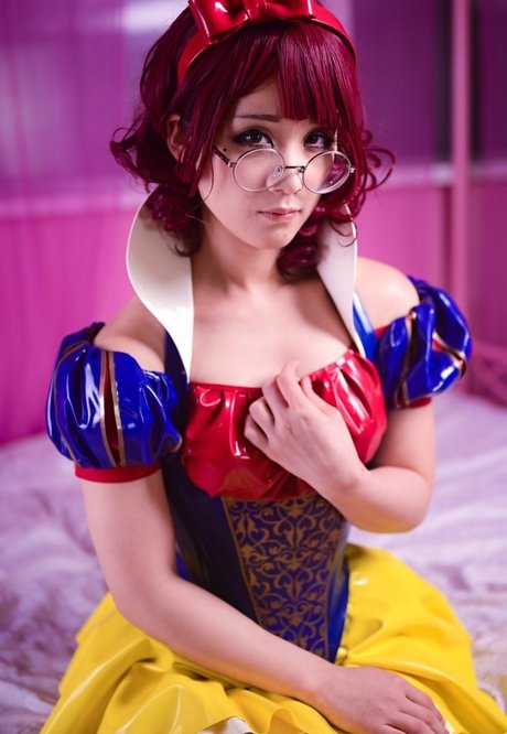 Eri Kitami naked star galleries