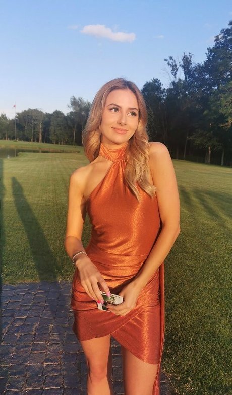 itsSky erotic star archive