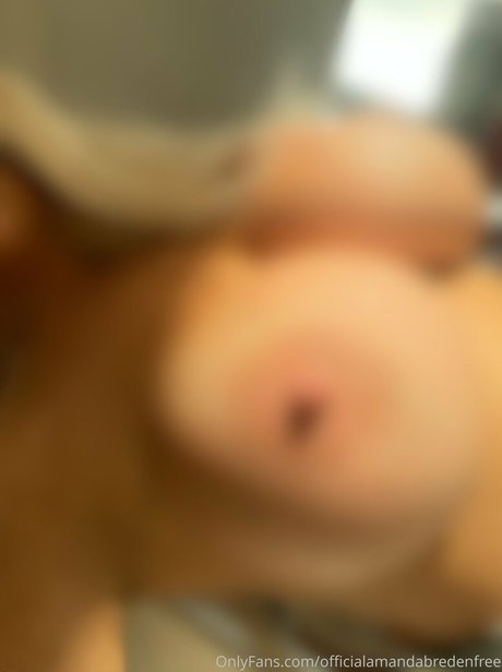 Amanda Breden pretty actress picture