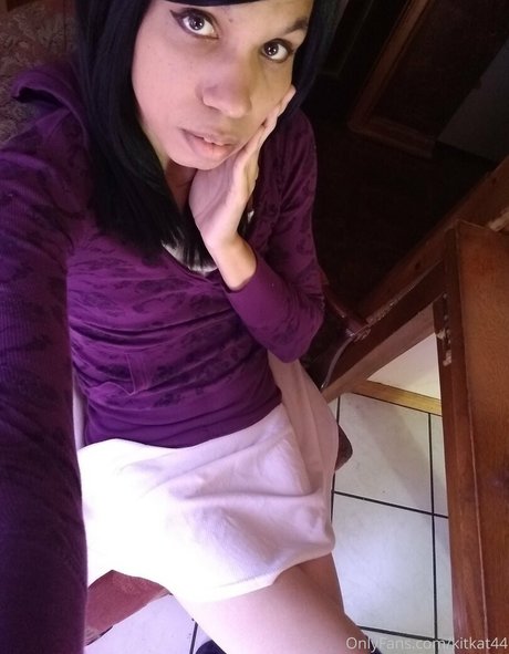 kitkat44 star exclusive photos