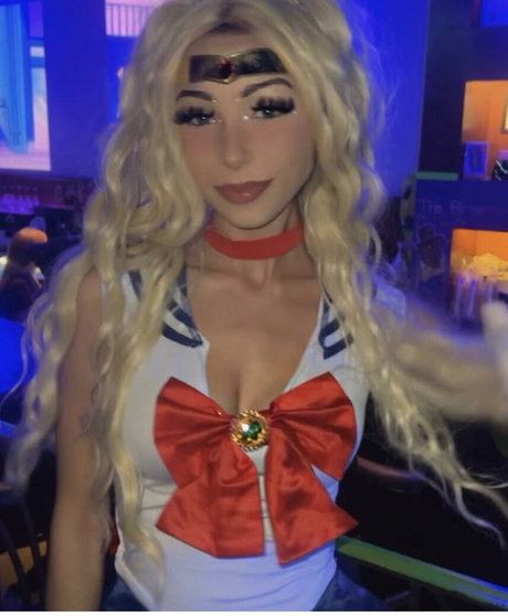 aliaremyinitials adult star pic