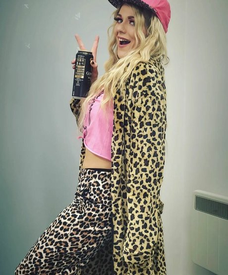 Session Moth Martina nude actress picture