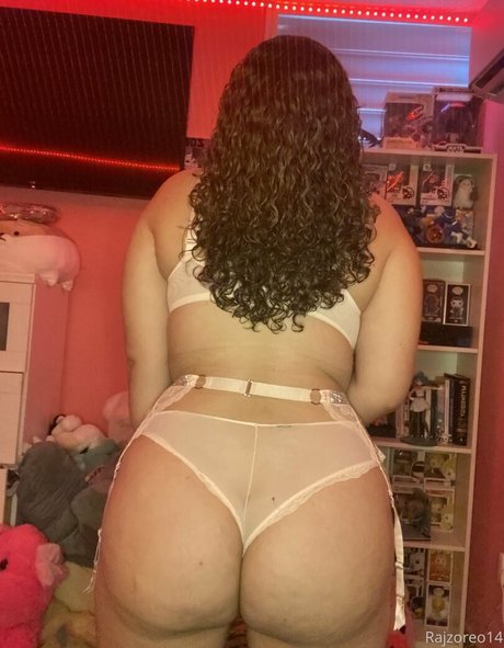 rajzoreo pornstar sexy picture