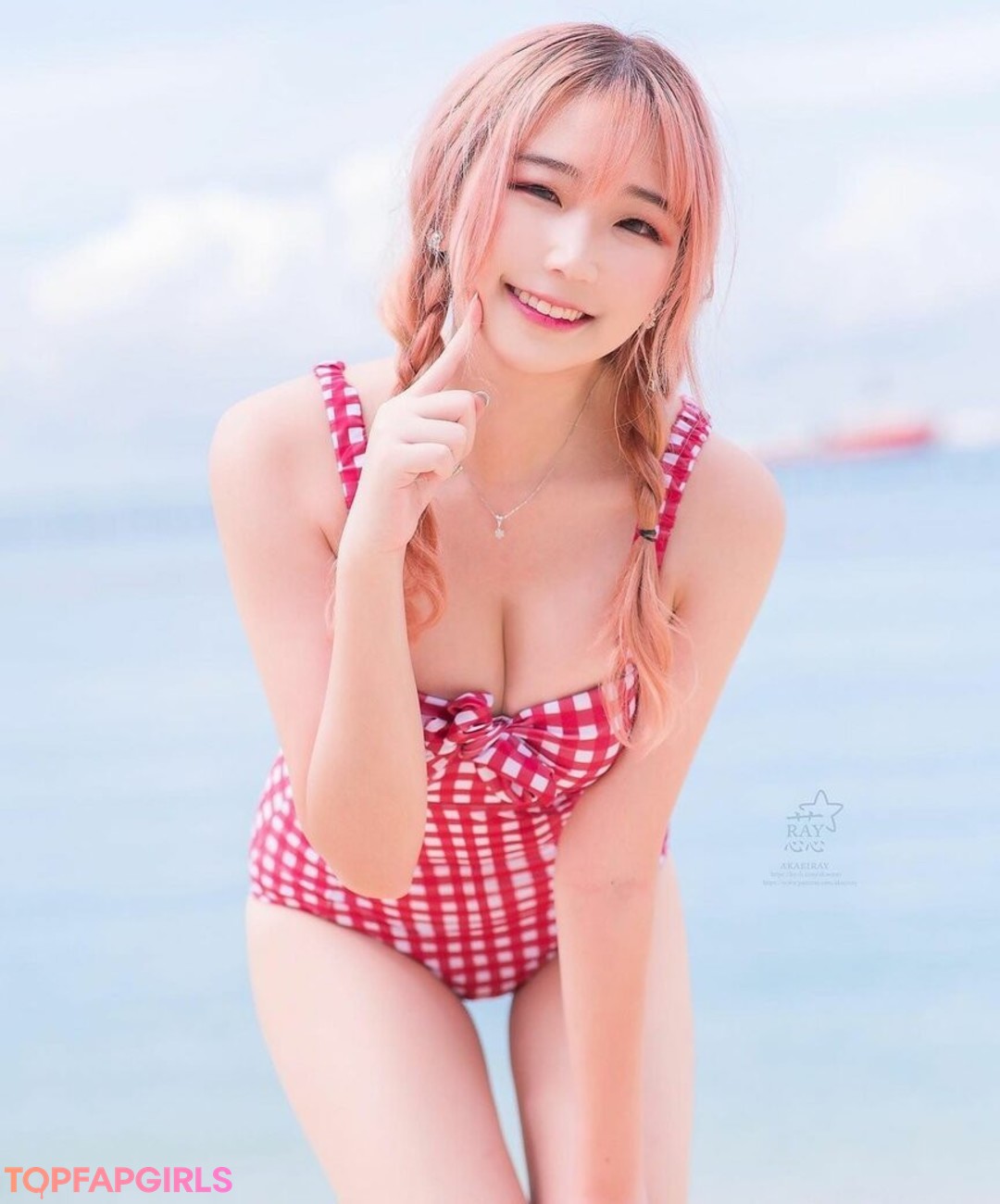 Akaei Ray beautiful star photos