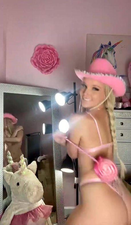 Linsey99 beautiful star pic