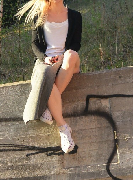 Whatever Girl model hot archive