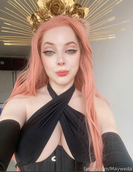 Mayweda Cosplay model nudes picture