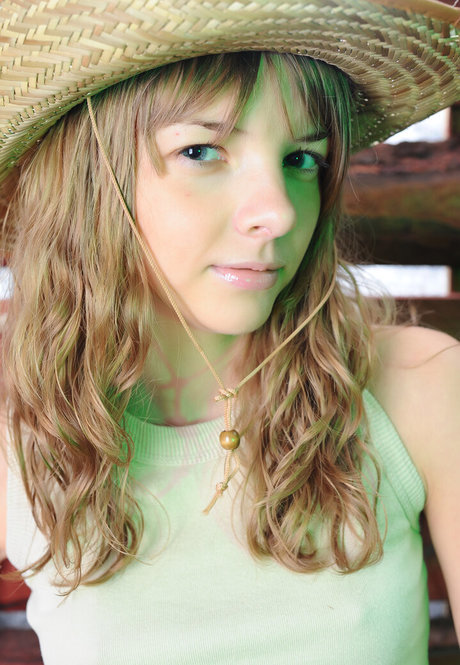 AmourAngels star hot galleries