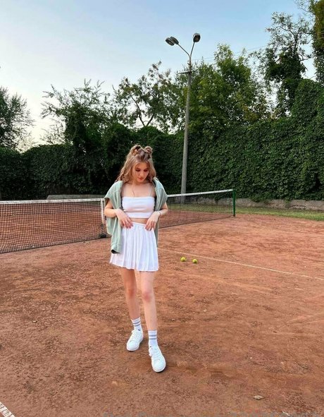 lily lilylu hd star photo