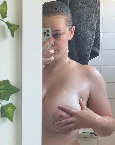 BitterBritt pornstar naked image