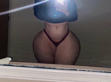 Omwhore pornstar xxx picture