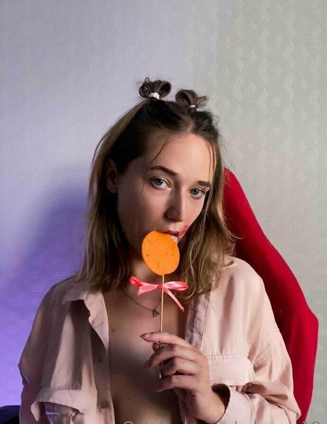 maryrosefree adult model pics