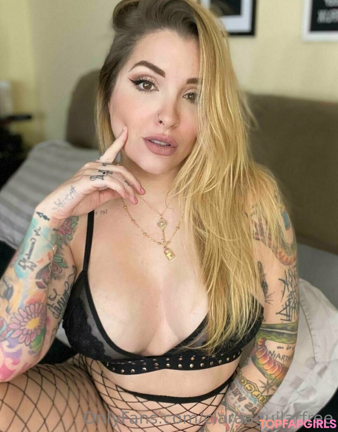 claraaguilarfree art actress picture