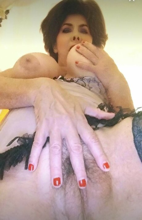 Milly D abbraccio nude actress photos